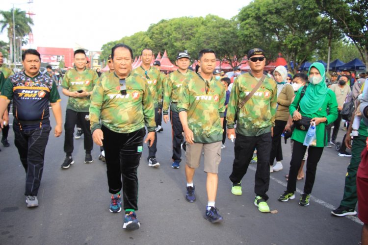 HUT TNI ke-77, Pemkab Gelar Funbike dan Jalan Sehat