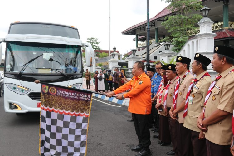 Bupati Jember Lepas Peserta Lomba Tingkat Regu Pramuka Penggalang IV Jatim 2022