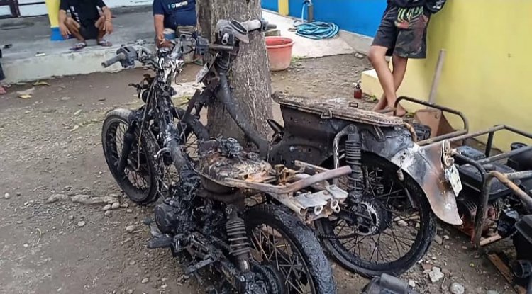Bengkel Motor di Tanjung Kamal Ludes Terbakar, Kerugian Capai Puluhan Juta