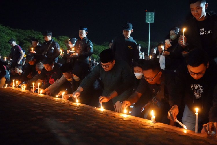 Tragedi Kanjuruhan, Mas Dhito dan Ratusan Suporter Gelar Aksi Solidaritas