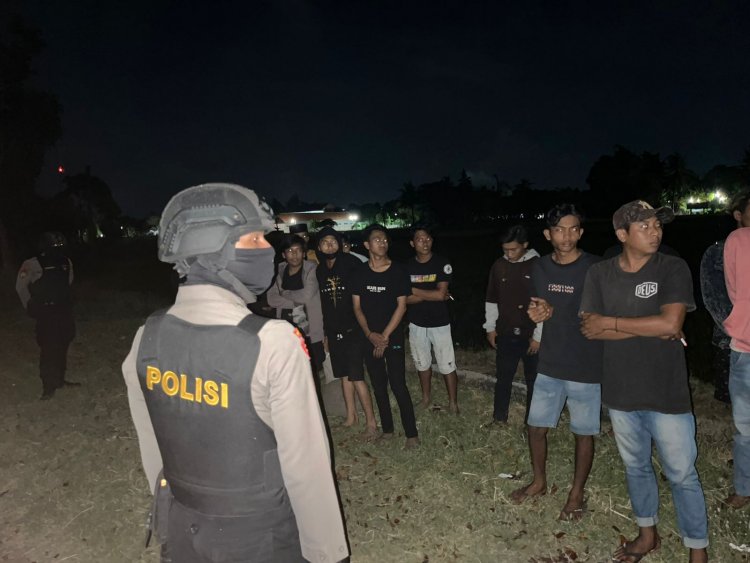 Kedapatan Pesta Miras dan Bawa Sajam, 16 Pemuda Digelandang ke Mapolres Situbondo