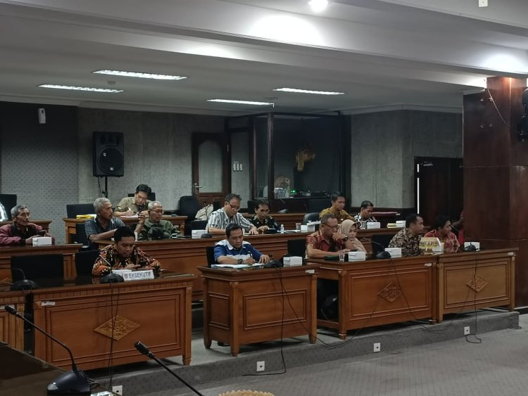 DPRD Jember Gagas Ketetapan Hukum Daerah Tentang Garis Sempadan Pantai