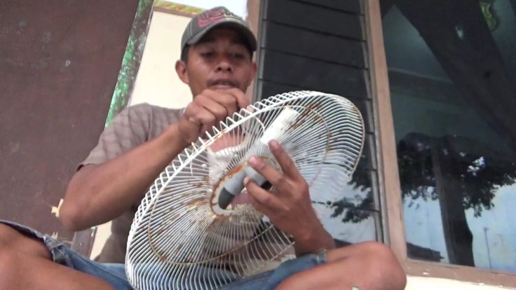 Ahyerul Anam, Petani Kreatif Sulap Barang Rongsokan Jadi Antena