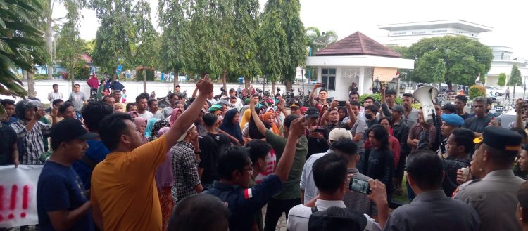 Oknum Satpol PP Lhokseumawe Diduga Pukul Pedagang