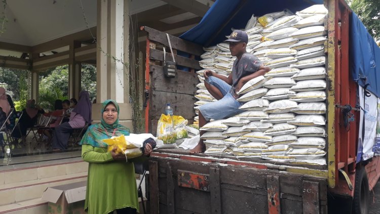 Harga Beras Melambung Tinggi, Pemerintah Gencar Operasi Pasar