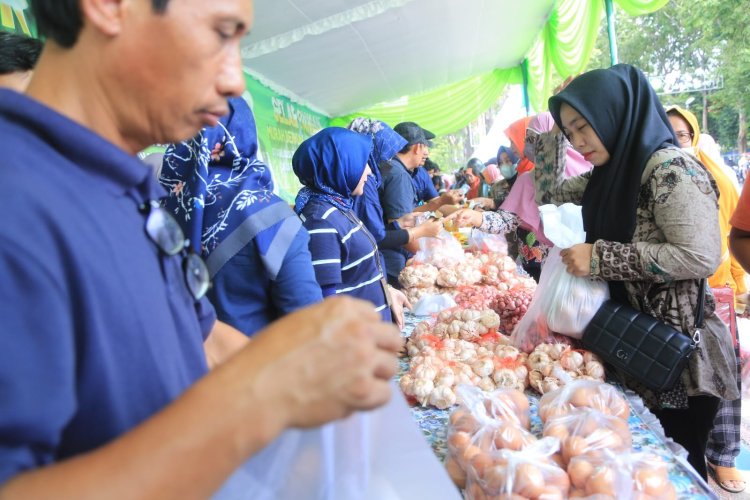 Warga Kota Probolinggo Serbu Gelar Pangan Murah Berkualitas