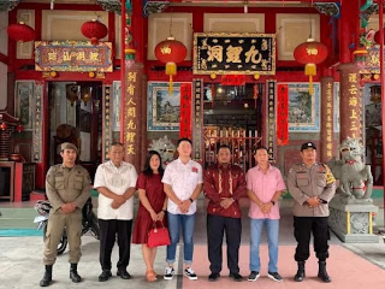 Camat Kota Kisaran Timur Kunjungi Vihara Maha Bodisattva