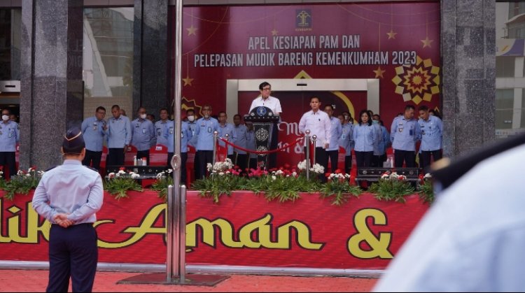 Yasonna Laoly Lepas Keberangkatan 31 Bus Mudik Bareng Pegawai Kemenkumham