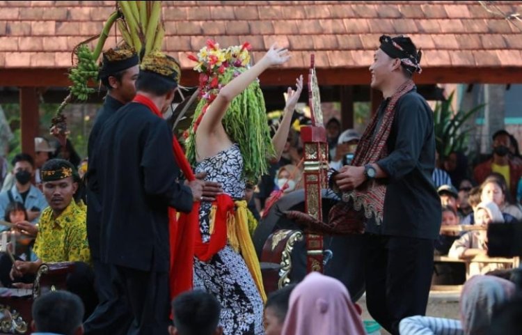 Ritual Seblang Olehsari, Kekayaan Tradisi Mistis Asli Banyuwangi