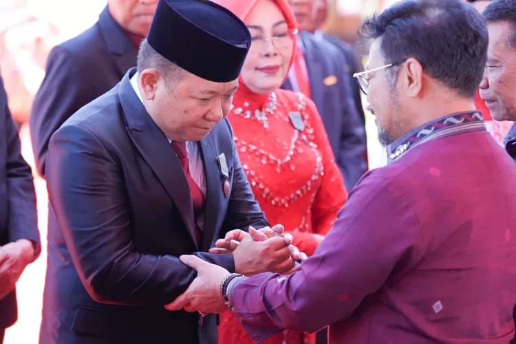 Bupati Jember Terima Penghargaan Satya Wira Karya dari Presiden RI