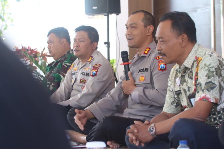 Warga Ngadu PJU dan Dampak Kekeringan ke Kapolres Malang