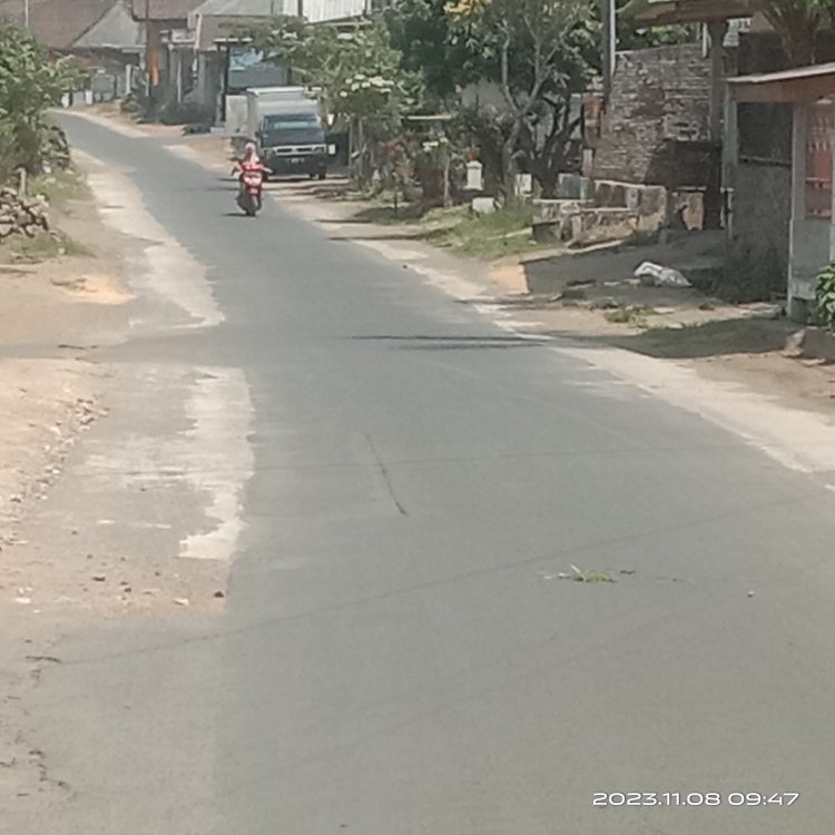 Penuhi Aspirasi Warga, Akses Jalan Keluar Masuk TPA Paras Diperbaiki DPUBM Malang