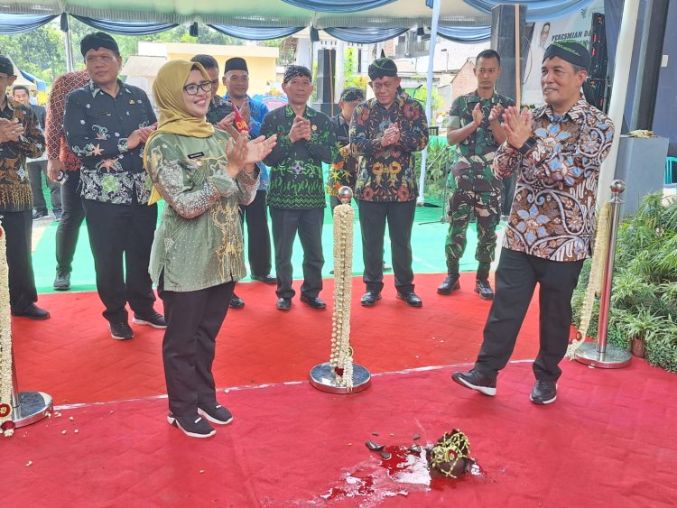 Bupati Blitar Resmikan Pasar Patok, Siap Tampung Hasil Bumi Warga