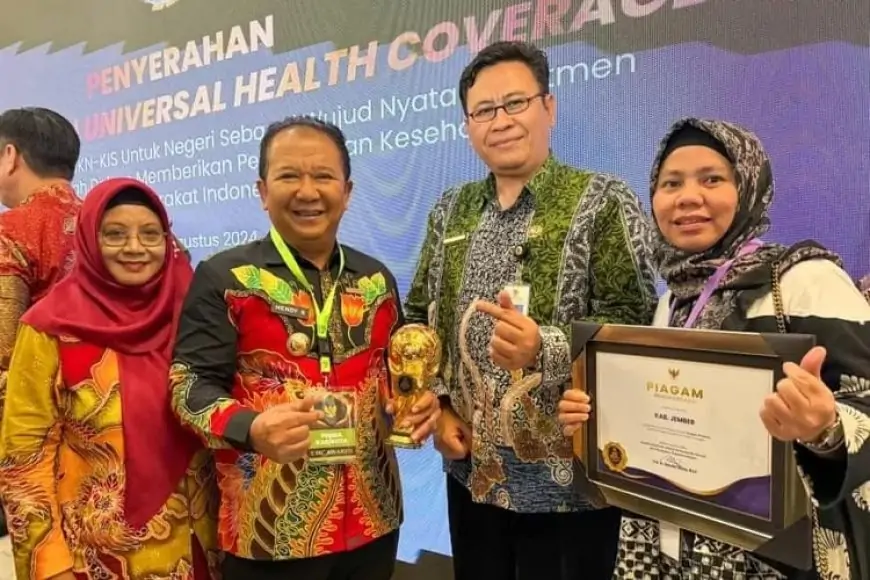 Pemkab Jember Raih Penghargaan UHC Award