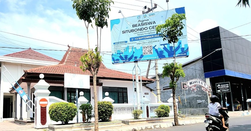 Mencuat Isu Miring Seragam, Plt Kadis Pendidikan Situbondo Datangi Sekolah