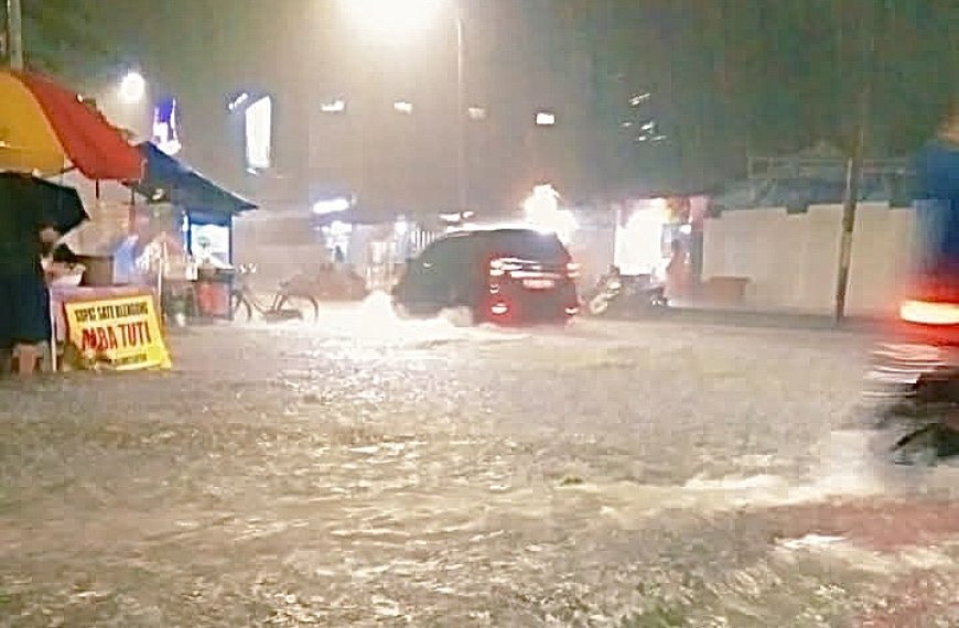 Hujan Deras, Pemerintah Gagal Cegah Banjir di Brebes